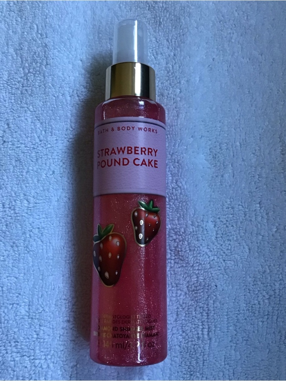 Bath & Body Works Strawberry Pound Cake Diamond Shimmer mist